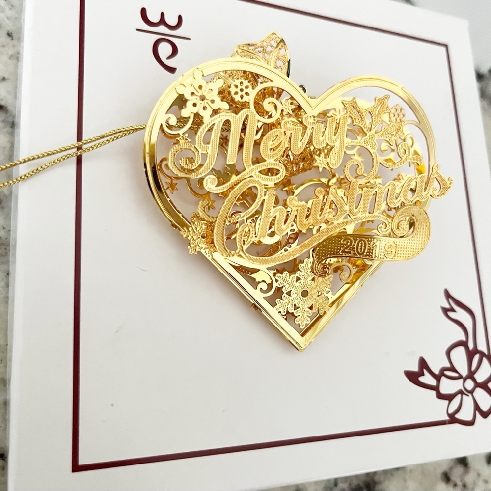 Danbury Mint Gold Christmas Ornaments Lot of 4 Heart Carolers Drummers Bear - Picture 7 of 8
